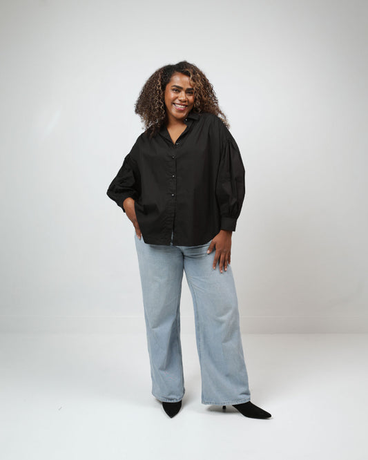 Te Aho Shirt - Pango Black