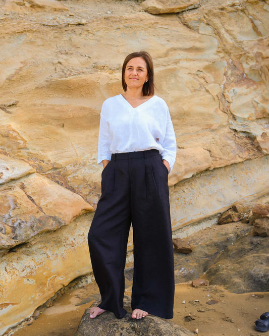 Te Āwhā Linen Pant - Pango Black