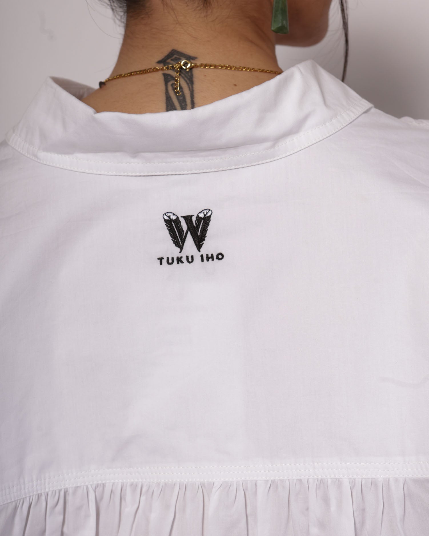 Te Aho Shirt - Mā White